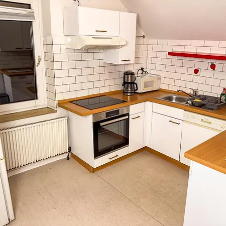 Monteurwohnung 4 Schlafzimmer Apartmán *