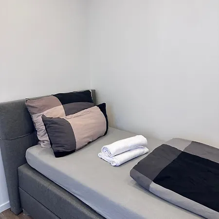 Daire Monteurwohnung 4 Schlafzimmer