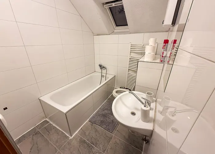 Monteurwohnung 4 Schlafzimmer 公寓 埃森