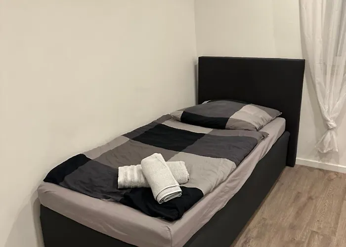 Monteurwohnung 4 Schlafzimmer Appartement *
